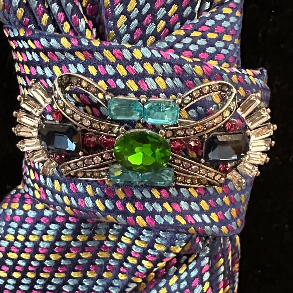 Silk tie, brooch, necklace, multicolor